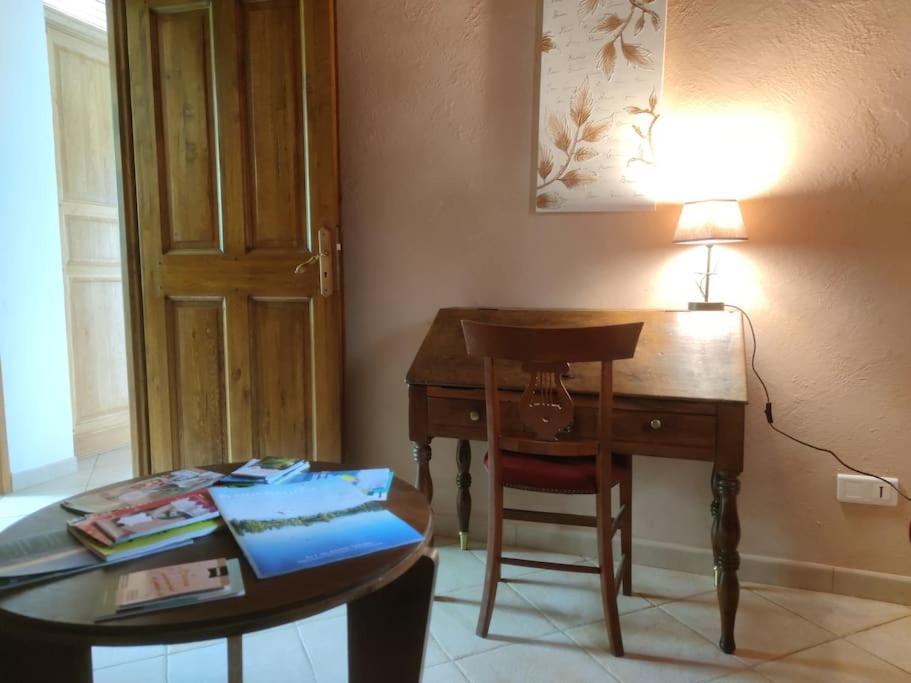 Sous Le Chateau Montaut  エクステリア 写真